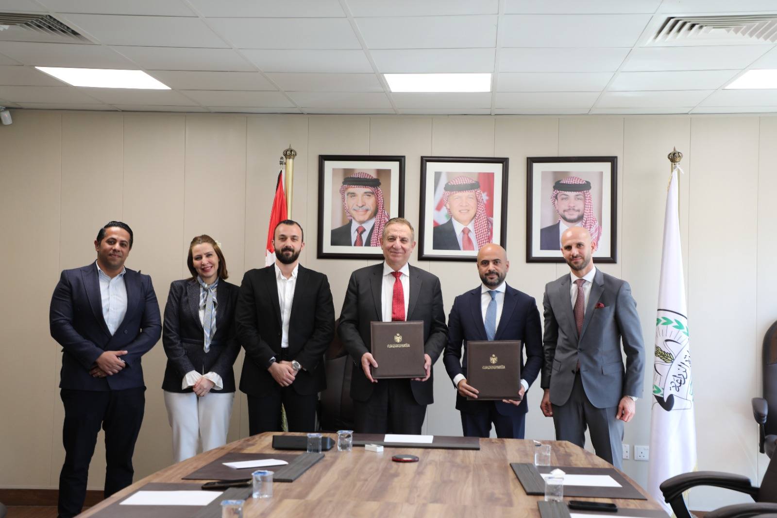 636926249_1230853392553997_3394241725849665975_n